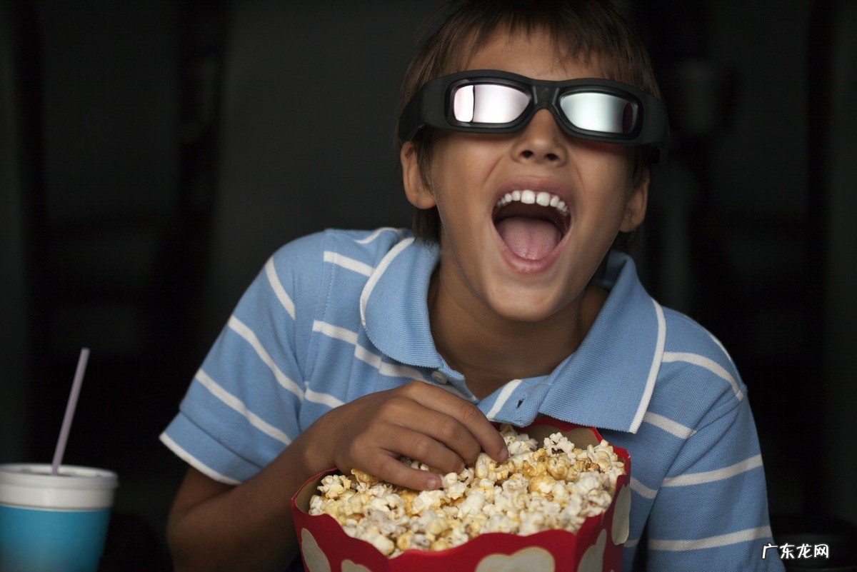 近视能看3D电影吗?近视眼看3d电影对眼睛会有影响吗?