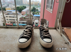 洗鞋店加盟大概要多少钱 ？项目前景如何？