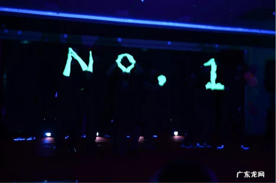 公司年会节目简单易学 适合在公司年会节目有哪些