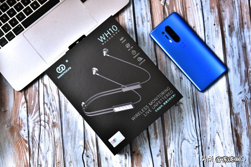 新人直播必入耳机推荐 手机直播买什么耳机好