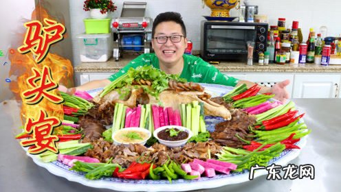 半吨先生是哪里人?一年挣多少钱?