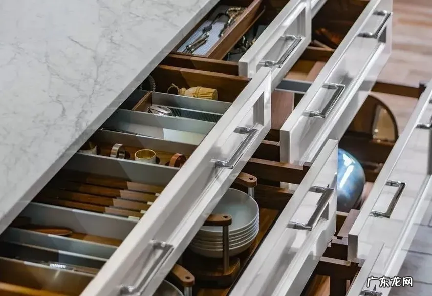 厨房灶台的标准高度 家里的炉灶高度一般多少