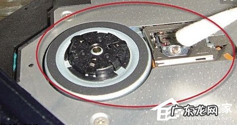 为什么笔记本光驱读不出来 Win8笔记本光驱不读盘怎么办