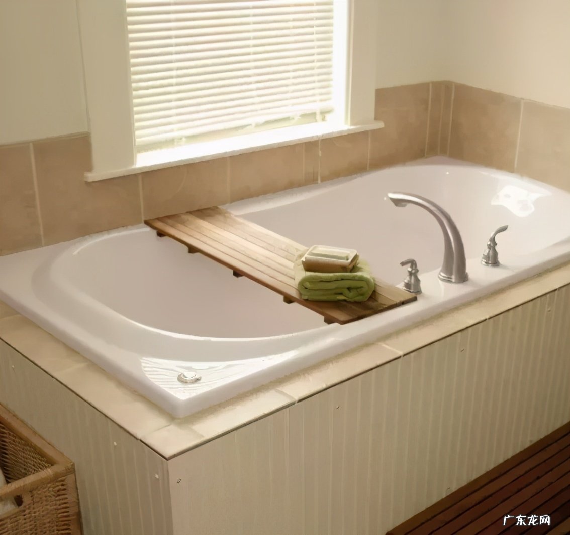 哪种浴缸好用?家里用淋浴好还是浴缸好?