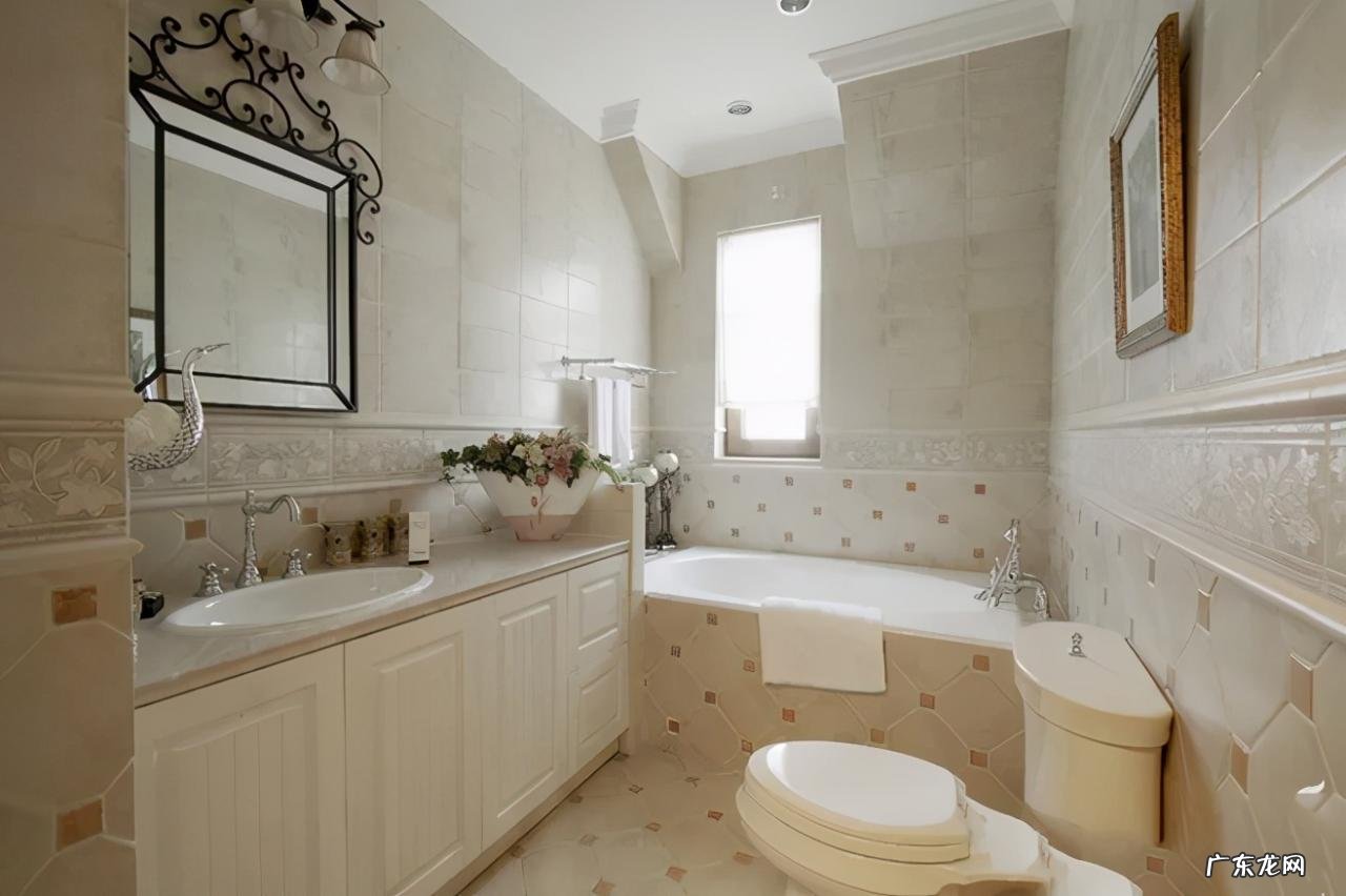 哪种浴缸好用?家里用淋浴好还是浴缸好?