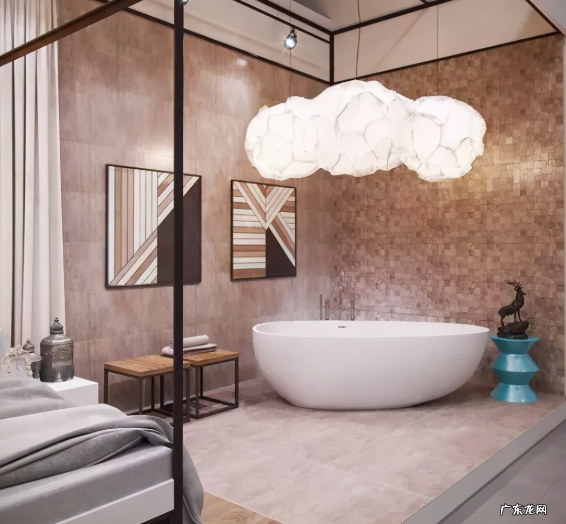 哪种浴缸好用?家里用淋浴好还是浴缸好?