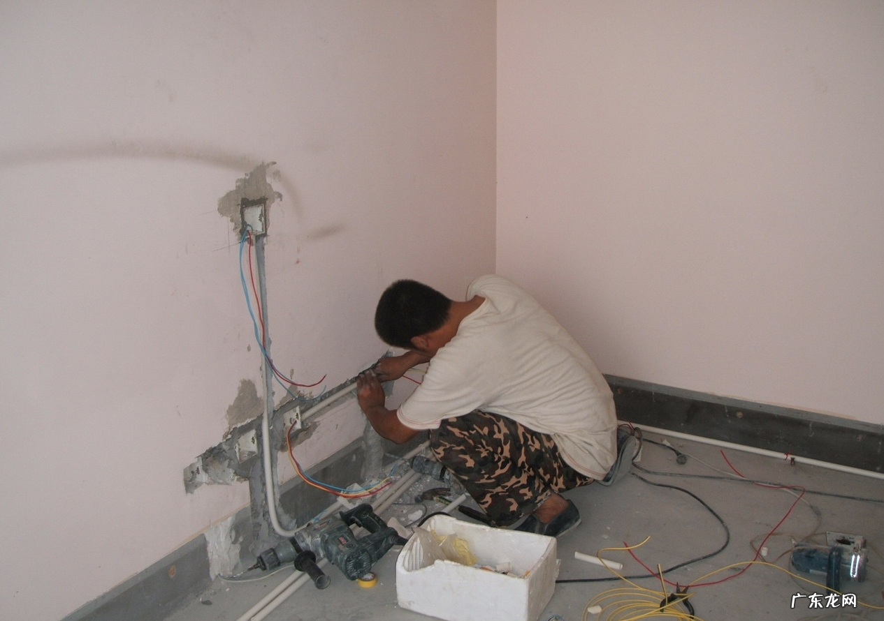 水电工工资高吗 ?水电工工资一月多少钱?