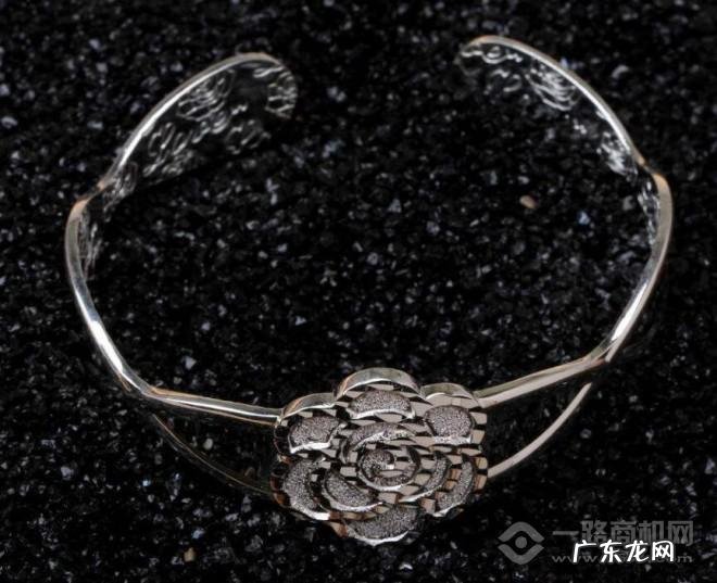 加盟流程、条件及优势 怎么加盟肖氏银饰