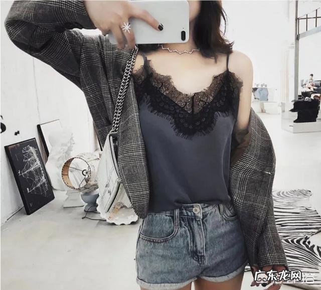 女模特的影响力大,还是女明星影响力大?