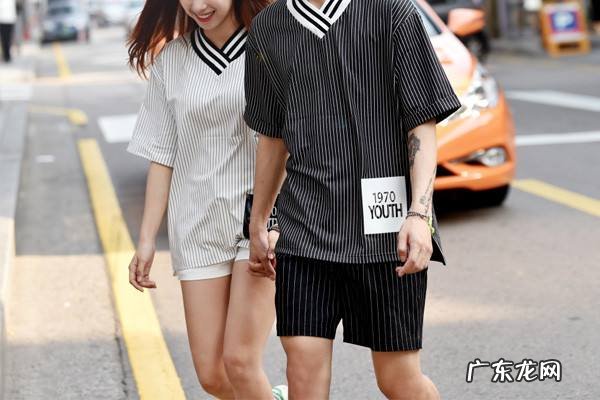 情侣装加盟6大品牌推荐 情侣装专卖店加盟哪家好