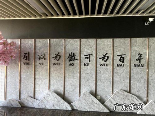 傲百年白酒品牌介绍 保健酒加盟哪个好点