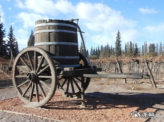 木桶理论是什么意思？木桶理论给人的启示是什么？