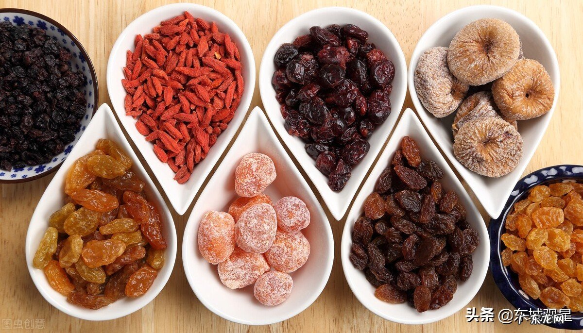 穿丝袜有时候会脚臭怎么办 为什么有的袜子穿着臭脚