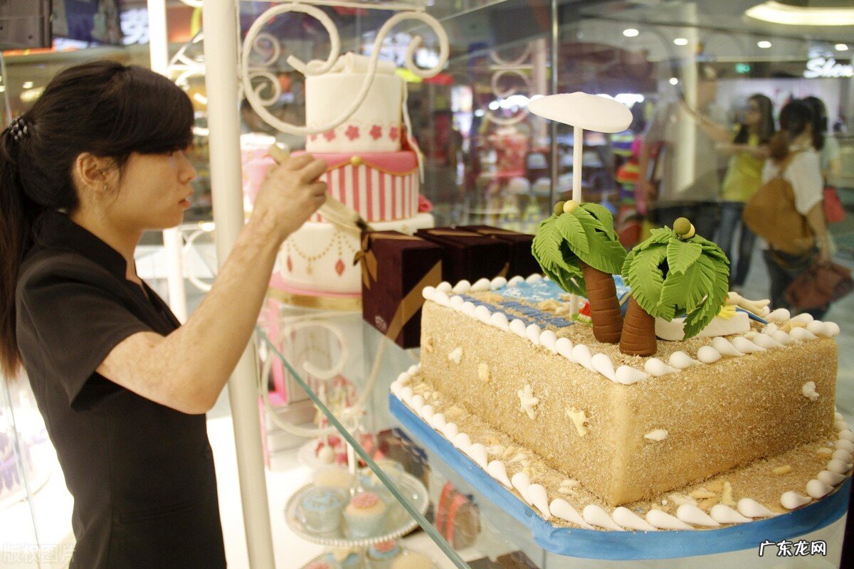 开个蛋糕店利润怎么样？赚不赚钱？