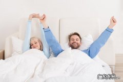 高压的工作、快节奏的生活如何备孕-正常性生活下备孕1年未孕需行不孕相关检查