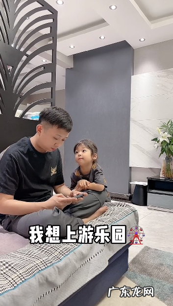 朱两只吖真实简介 朱两只吖能挣多少钱