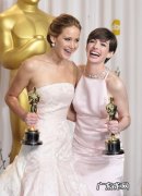 清纯的安妮海瑟薇为何在美国频频招黑