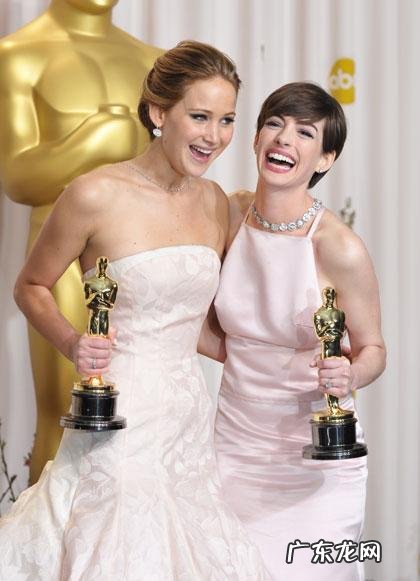 清纯的安妮海瑟薇为何在美国频频招黑