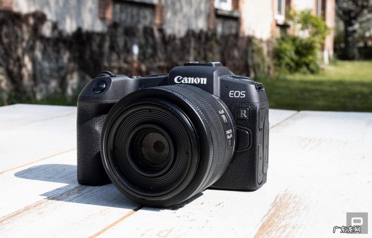 佳能和尼康单反哪个好？有什么区别？