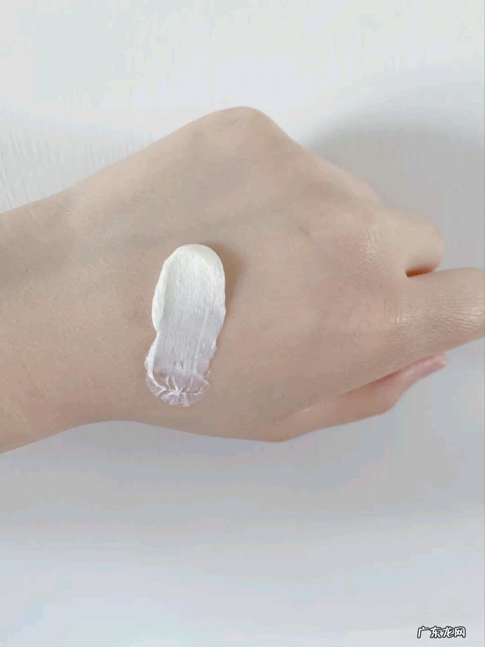 推荐适合油皮的4款洗面奶 油性皮肤用哪种洗面奶