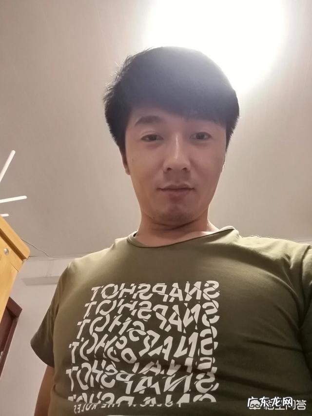 你敢不敢发一张最丑的自拍照