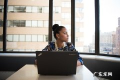 拼多多主播可以换人开播吗？怎么做好直播？