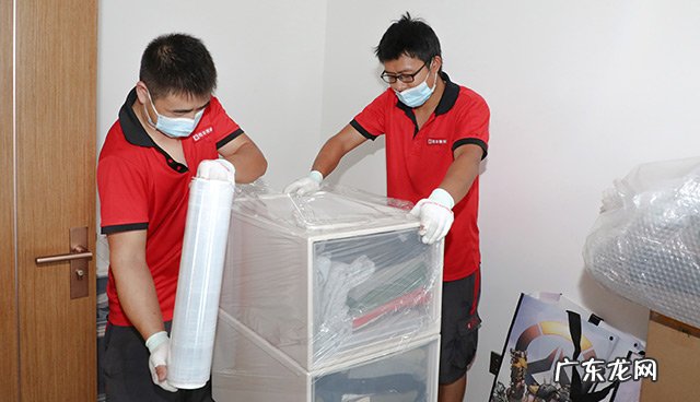 家庭衣物收纳技巧 打包衣服的技巧有哪些