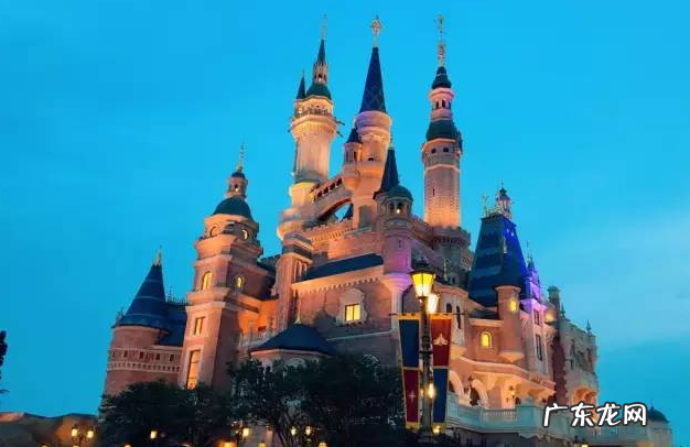 消息称腾讯发文执行“965”工作制度