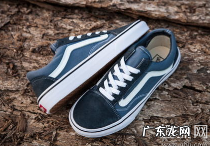 vans是哪国的牌子?范斯是什么档次的牌子?