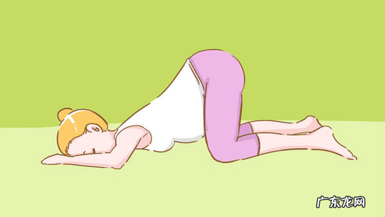 孕晚期怎么隐藏肚子 孕妇穿什么衣服不显肚子