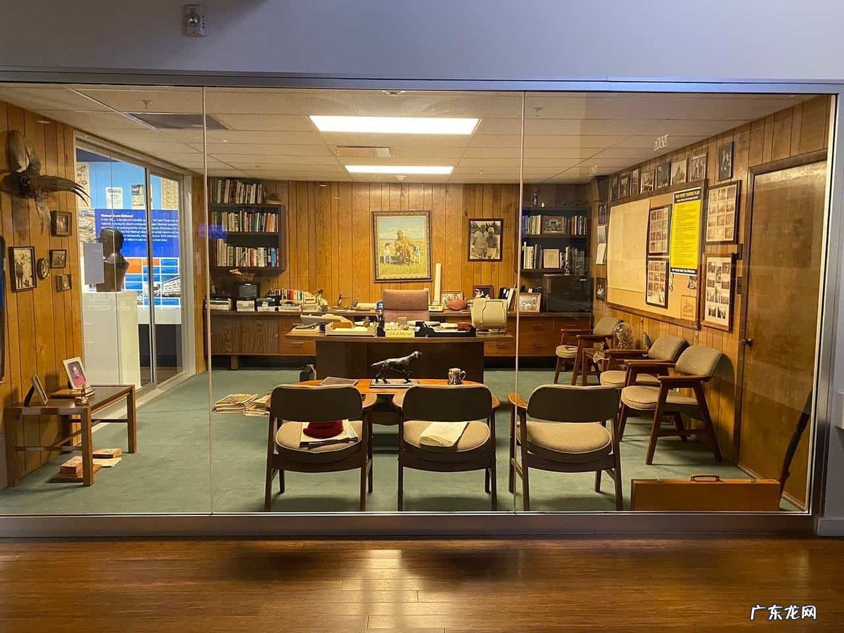 沃尔玛公司简介 沃尔玛发展历程及现状分析