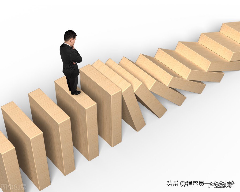 多米诺骨牌的起源与原理 什么叫多米诺骨牌效应