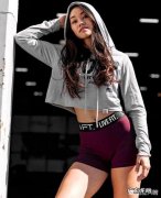 深蹲能瘦大腿内侧的肥肉吗每天需要深蹲多少次，需要坚持多久