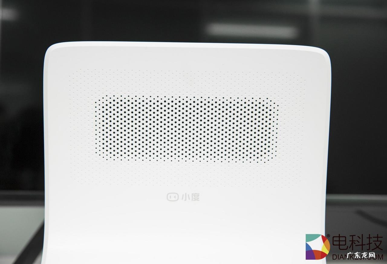 小度机器人的功能介绍 小度机器人家庭版多少钱一个