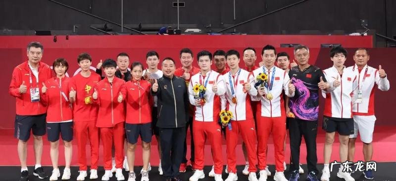 樊振东粉丝见面会 樊振东回应粉丝接机