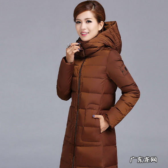 女士羽绒服有哪些品牌推荐?女士如何选择羽绒服?