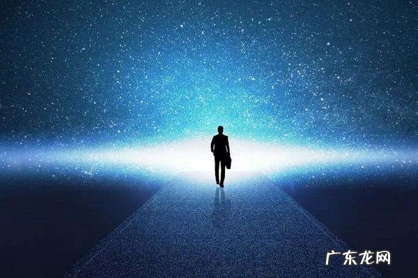 想创业什么项目好?开个什么形式的饰品店更好?