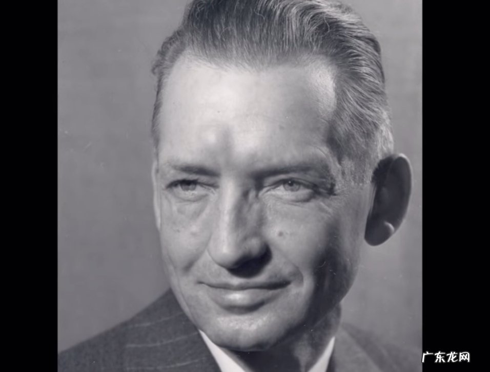 股神巴菲特详细发展历程介绍 股神巴菲特成功的原因