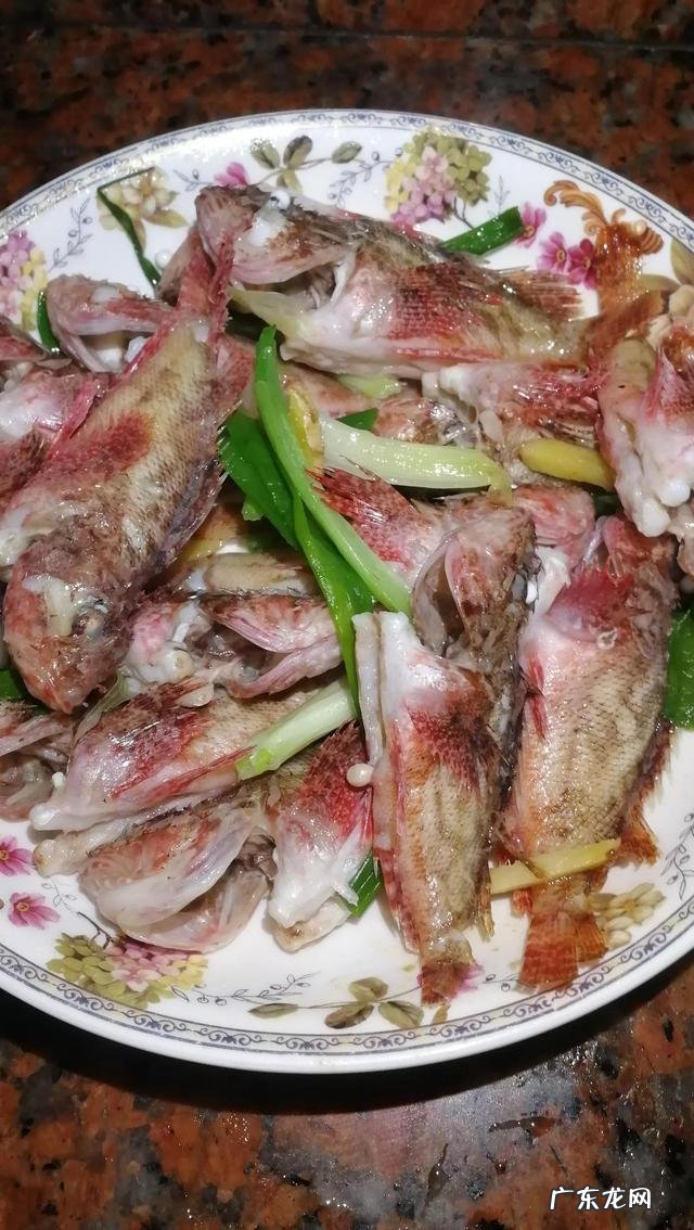 潮汕人的晚餐，特色熏鸭脯，鱼肉菜齐，餐餐吃到过瘾，都是家乡味