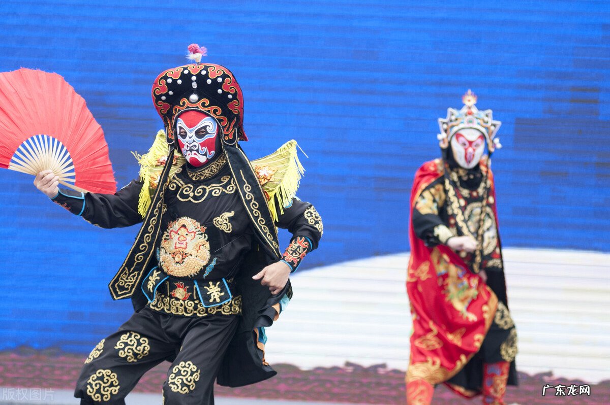 川剧变脸揭秘 川剧变脸的原理是什么