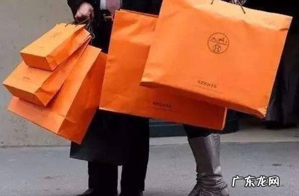 炫耀性消费是因为什么产生的?炫耀性消费有哪些弊端?