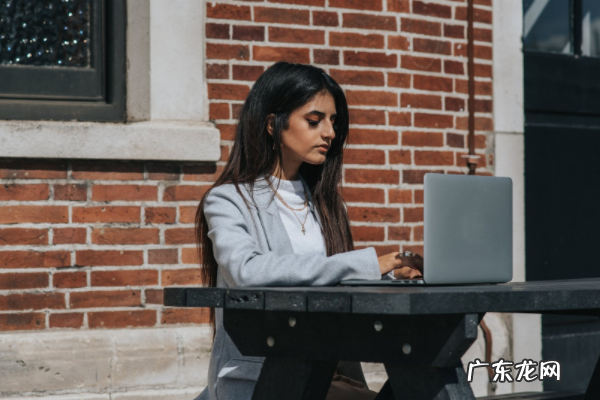 ebay是什么?ebay开店基础费用有哪些?