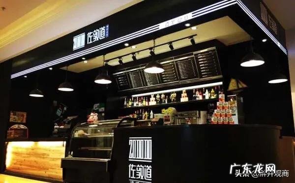 固辞不受？ 请问在小县城创业，什么行业能够不受电商的影响，能够挣钱？