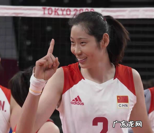 狭路相逢勇者胜!队员要勇敢站出来,中国女排对阵意大利打出气势