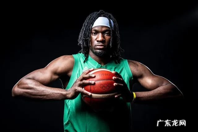 现实太魔幻!热身赛曾击败美国男篮,如今却三连败无缘八强!