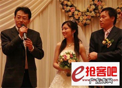 婚礼男方父亲讲话简短 男方父亲婚礼致辞简短