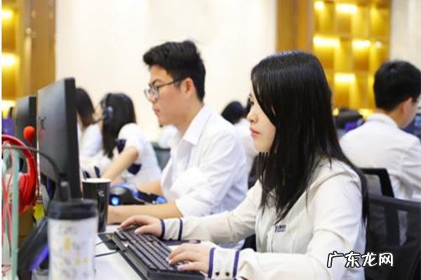 拼多多跳失率在哪里看