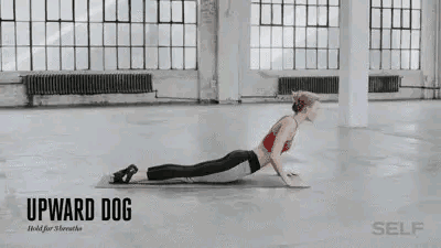 如何纠正含胸驼背、耸肩的体态