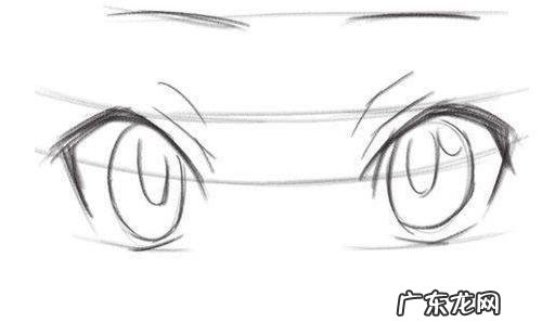 关于母亲眼睛的细节描写 写人的眼睛细节描写