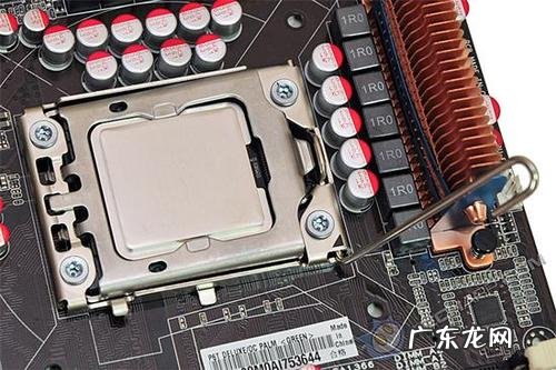 cpu装在哪个位置图片 cpu装在哪